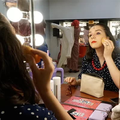 Stage Makeup Spring Mini